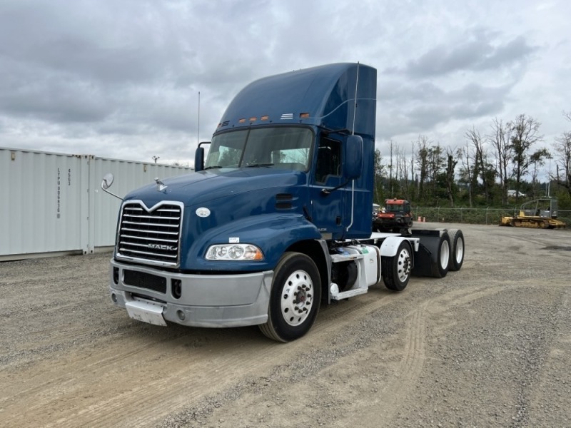 2015 Mack CXU613 Tri Axle Truck Tractor