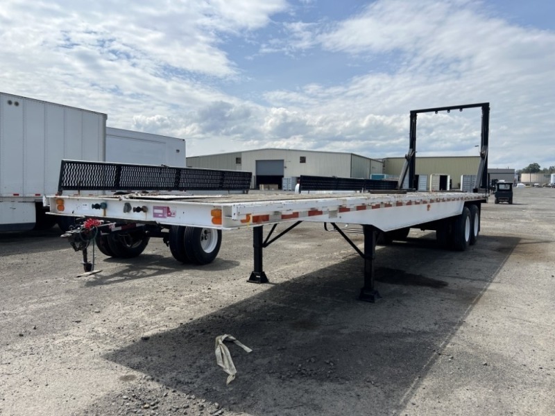 1981 Turtle Mountain Flatbed Trailer