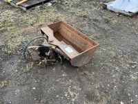 Jones Articulating Muck Bucket