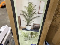 Lifelike Plant with Stand