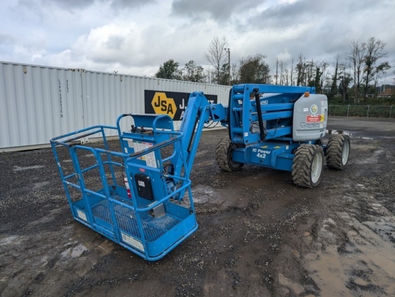 2005 Genie Z-45/25 Articulating Boom Lift