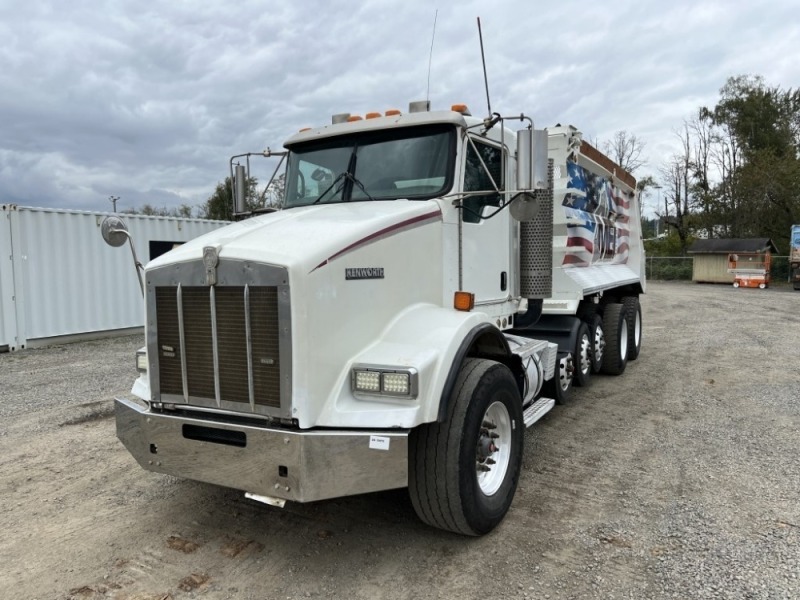 2007 Kenworth T800 Super 16 Dump Truck