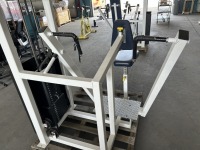 Apex Vertical Row Machine