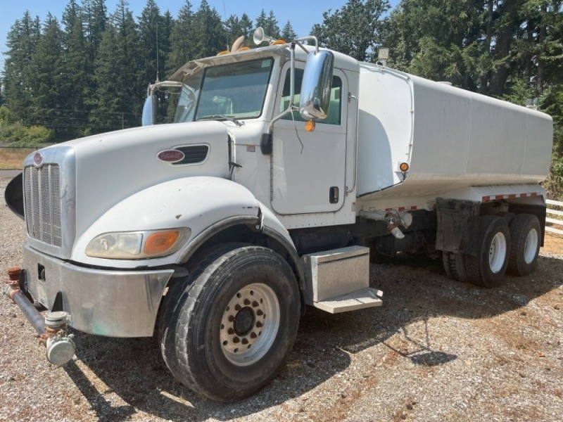 2007 Peterbilt 340 T/A Water Truck