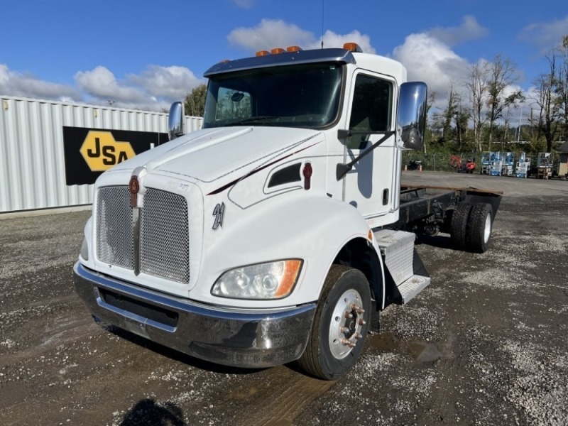 2011 Kenworth T270 Truck