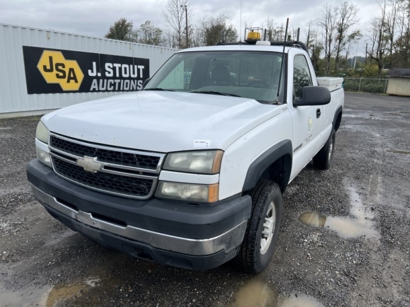 2006 Chevrolet Silverado 2500 HD Pickup