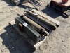 Hydraulic Cylinders Qty: 2 - 4