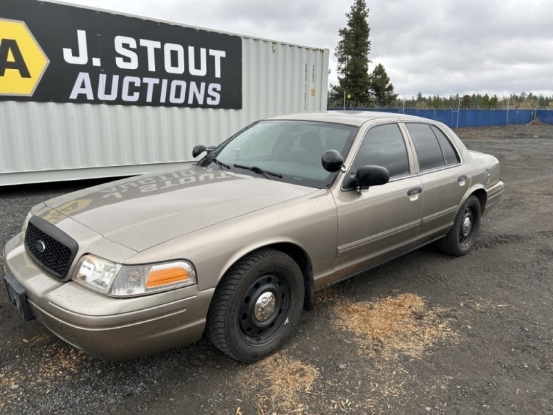 2010 Ford Crown Victoria Sedan