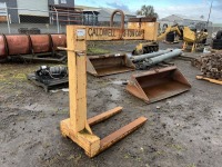 Caldwell Strong-Bac Pallet Lifter