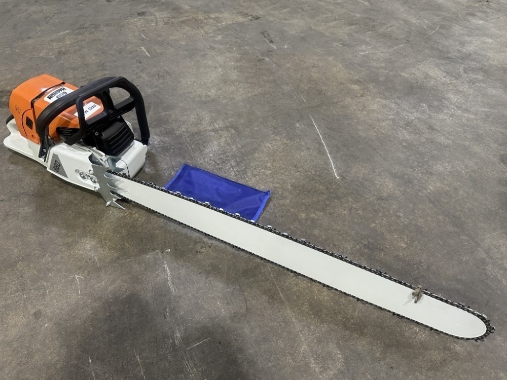 ProMag Magnum 660 Chainsaw w/36 Bar | J. Stout Auction