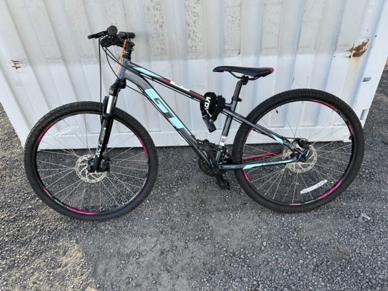 GT Women's Laguna Pro Mountain Bike