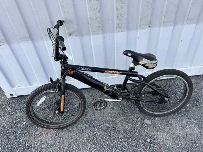 Mongoose Fuzz BMX Bike