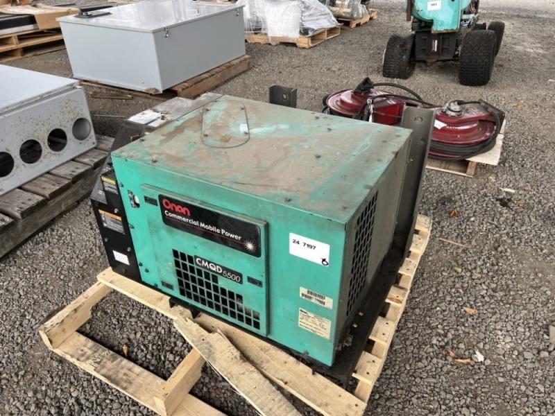 Cummins Onan CMQD 5500 Generator