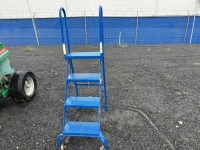 4 Step Rolling Ladder