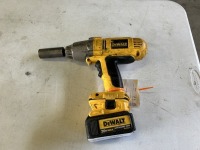 DeWalt DW059 1/2" Impact Wrench