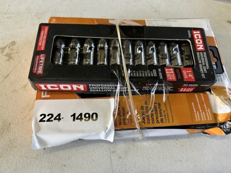 Socket Set & Carving Blade Set