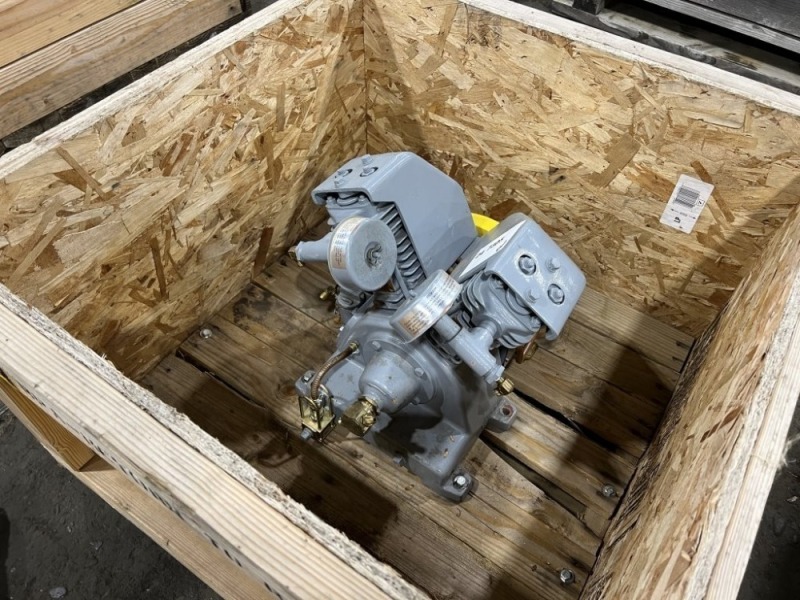 Kaji YD2A-2.2C Air Compressor Head | J. Stout Auction