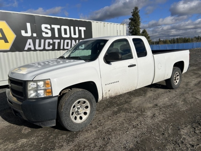 2011 Chevrolet Silverado Extended Cab Pickup