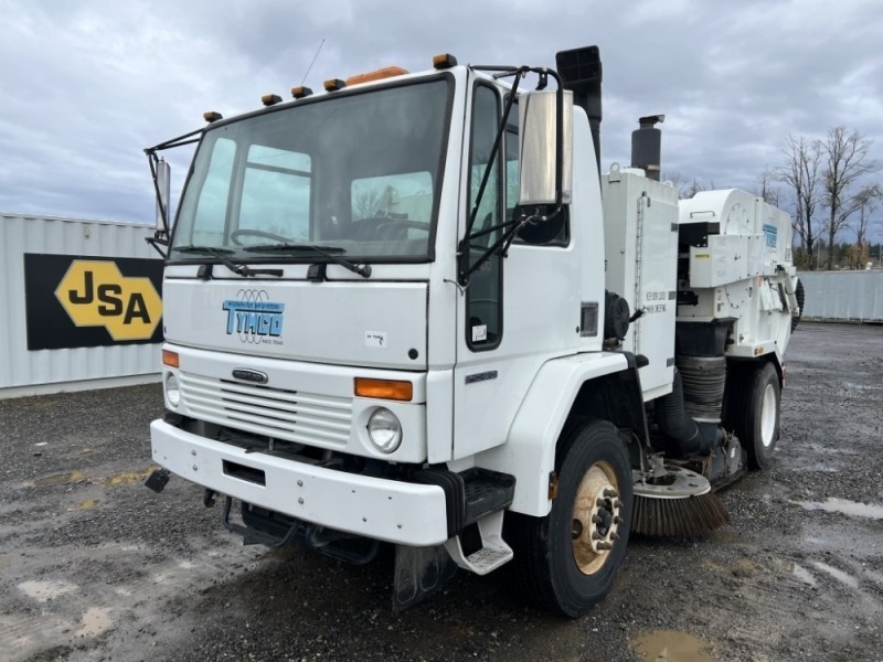 2006 Tymco DST-6 Street Sweeper