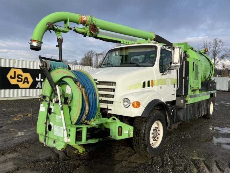 2004 Sterling L7500 - Vac-Con V390 Vacuum Truck