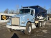 1997 Kenworth W900 w/Can American Soil King