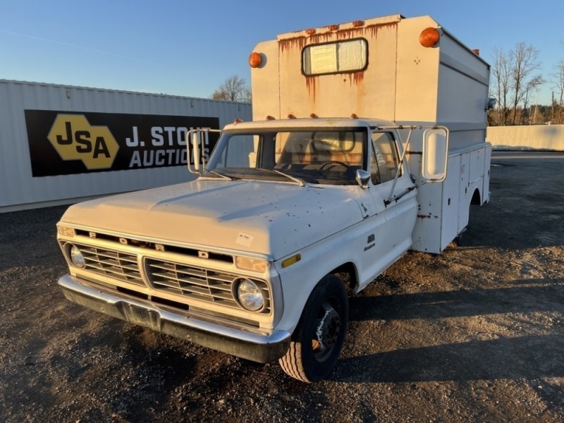 1975 Ford F350 Utility Truck