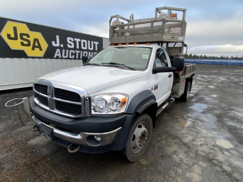 2010 Dodge Ram 5500 HD 4X4 Flatbed Utility Truck