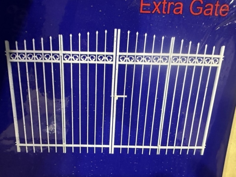 2024 5x8 White Galvanized Steel Fencing Kit