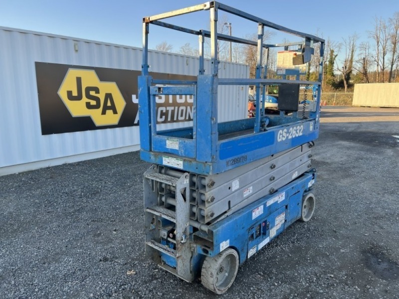 2014 Genie GS-2632 Scissor Lift