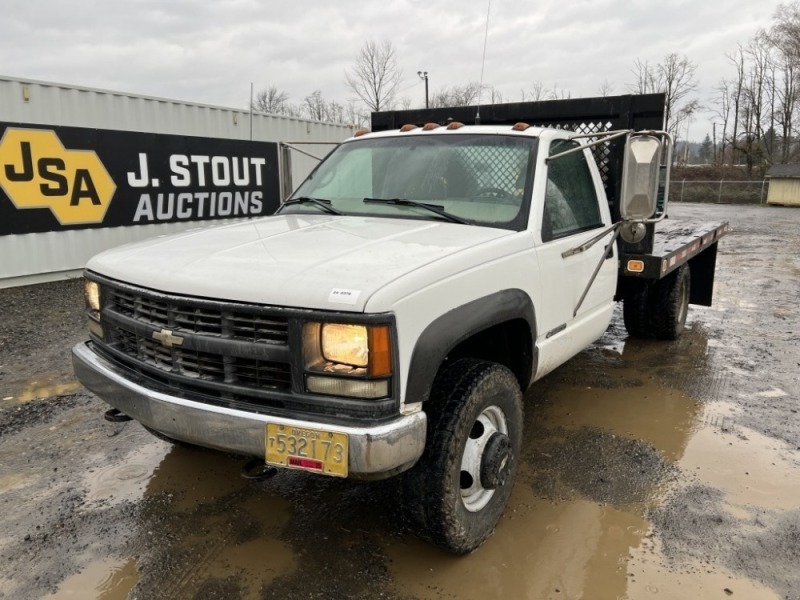 2000 Chevrolet 3500 4x4 Flatbed Truck