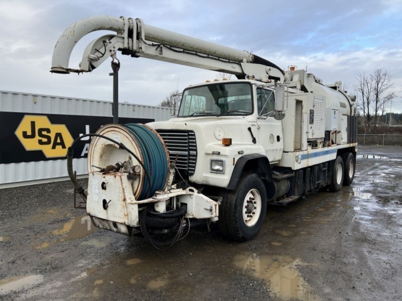 1997 Ford LNT8000 - Vac Con Vacuum Truck