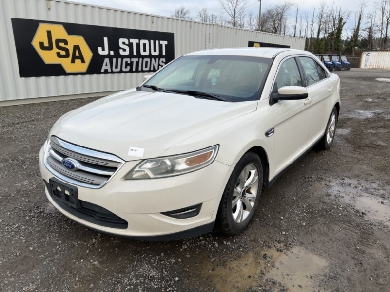 2012 Ford Taurus SEL Sedan