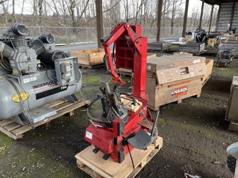 2000 Butler Tire Changer