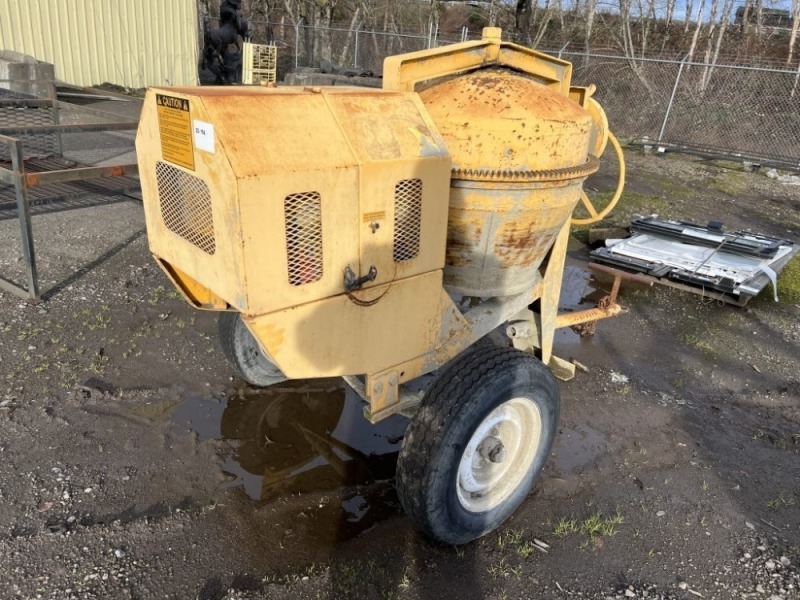 Concrete Mixer - 6 cu ft