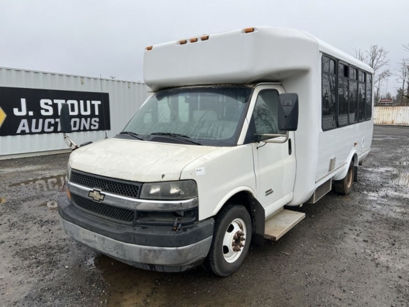 2011 Chevrolet C4500 Paratransit Bus