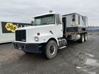 1994 Volvo/White GMC WB Flatbed Truck