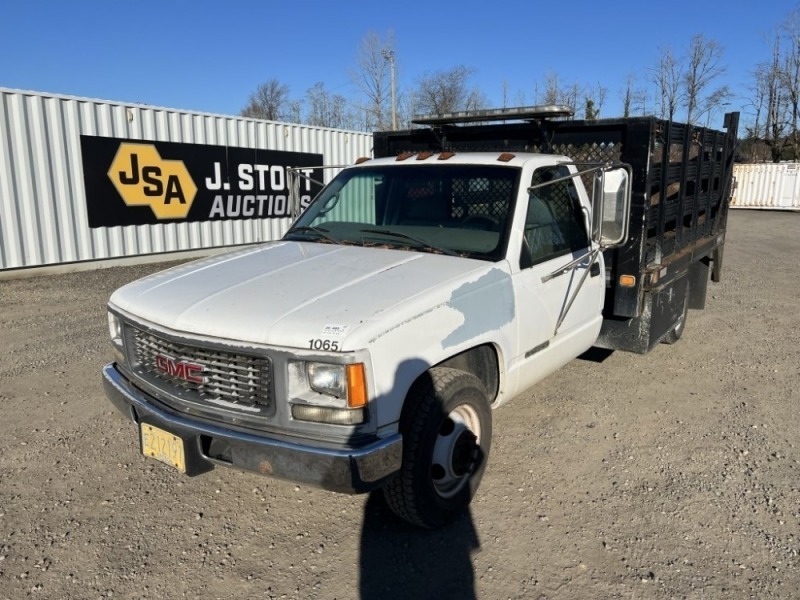 1999 GMC Sierra 3500 Flatbed Truck