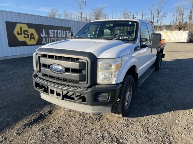 2013 Ford F350 SD SuperCab 4X4 Flatbed Truck