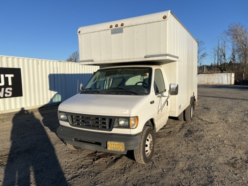 2003 Ford E450 SD Box Truck