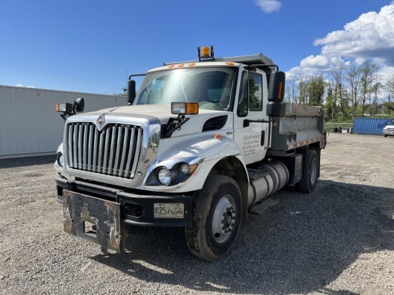 2010 International Work Star 7500 S/A Dump Truck