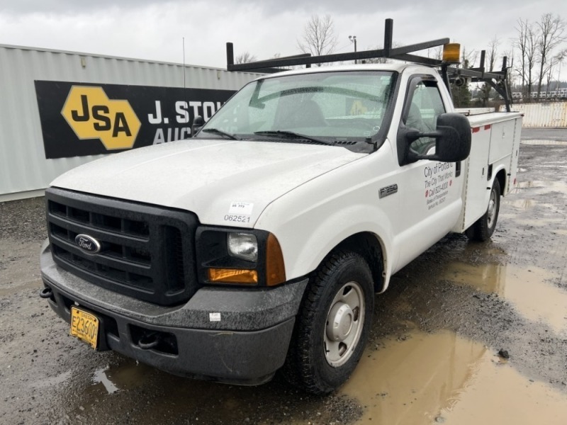 2006 Ford F250 Utility Truck