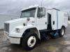 2004 Schwarze A7000 Street Sweeper