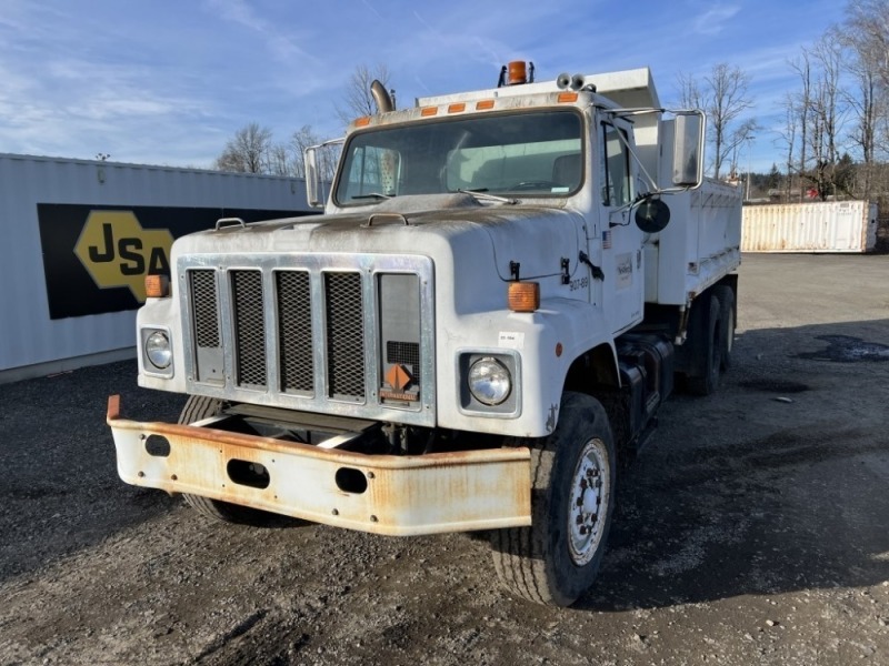 1989 International F-2574 T/A Dump Truck