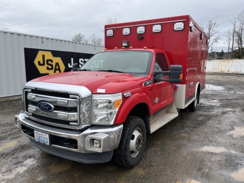 2014 Ford F350 XLT SD 4WD Paramedic Ambulance