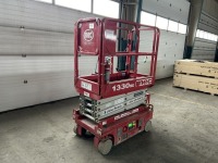 2017 MEC 1330SE Scissor Lift