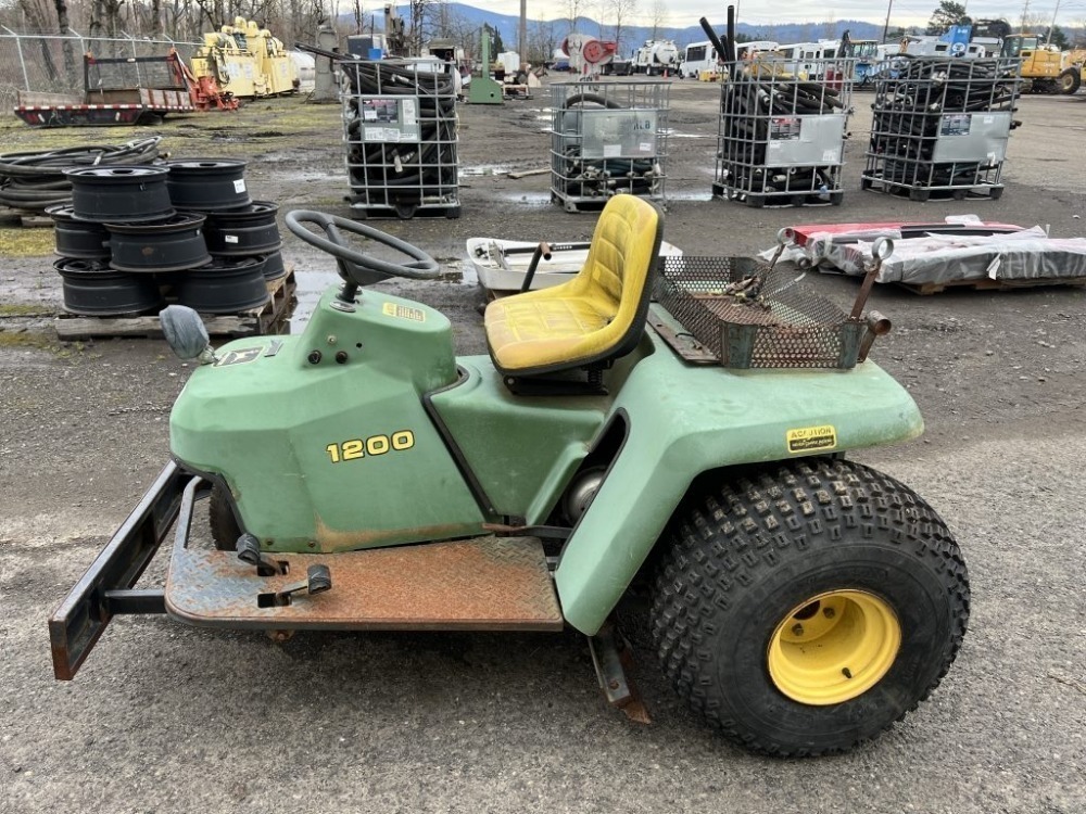 John Deere 1200 Bunker & Field Rake | J. Stout Auction