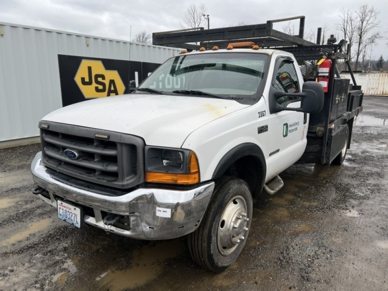 2001 Ford F450 SD Flatbed Truck