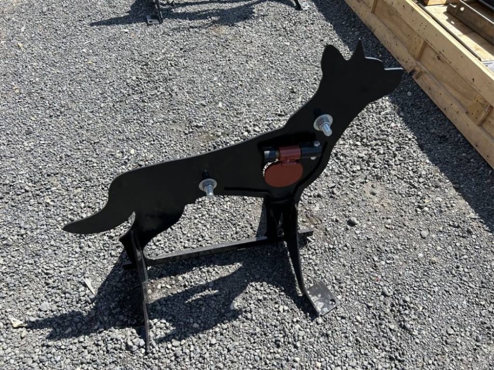 2023 Coyote Shooting Target | J. Stout Auction