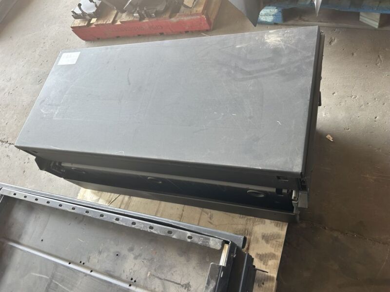 Setina Storage Box | J. Stout Auction