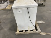 Whirlpool Chest Freezer